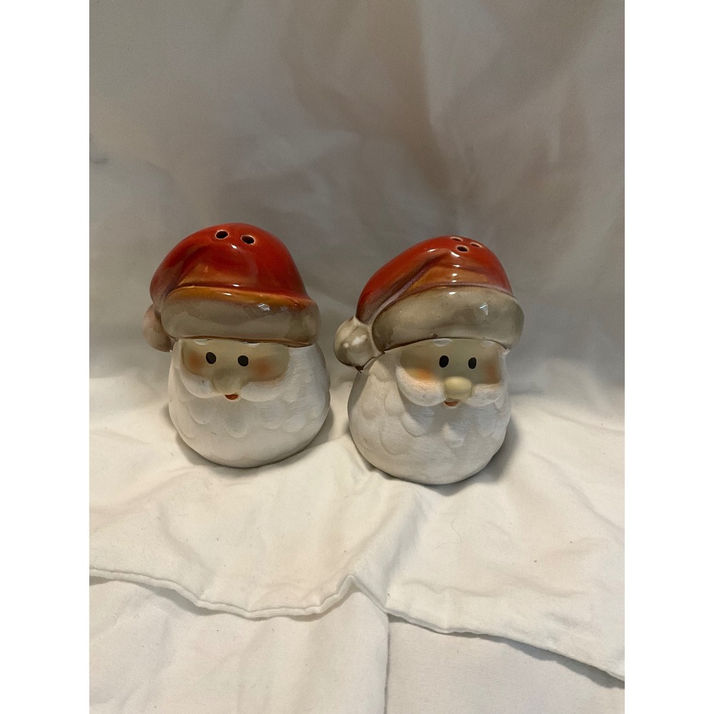 Kirklands Potters Garden Santa Salt and Pepper Set Hand Painted Ceramic Vintage
